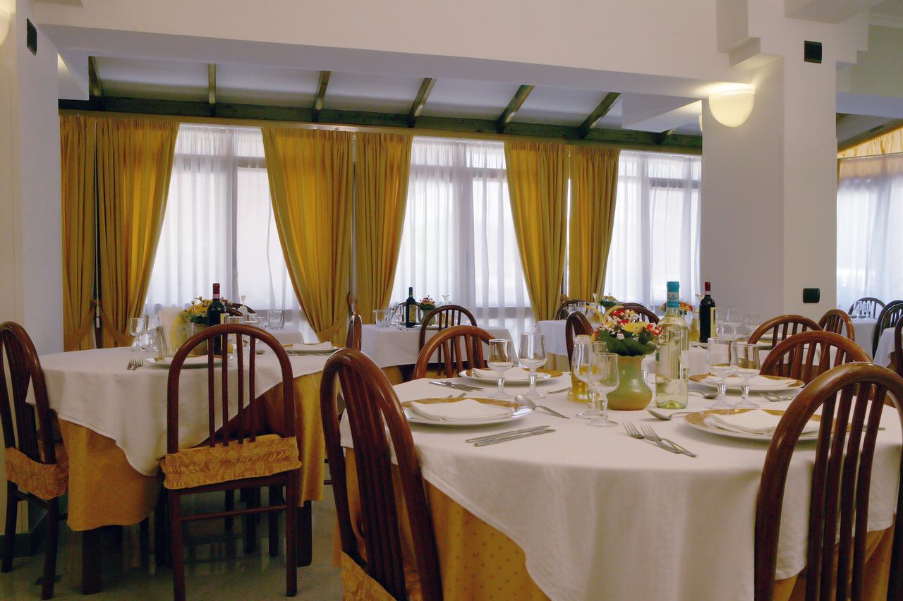 Albergo Terme Santamaria カステルフォルテ エクステリア 写真